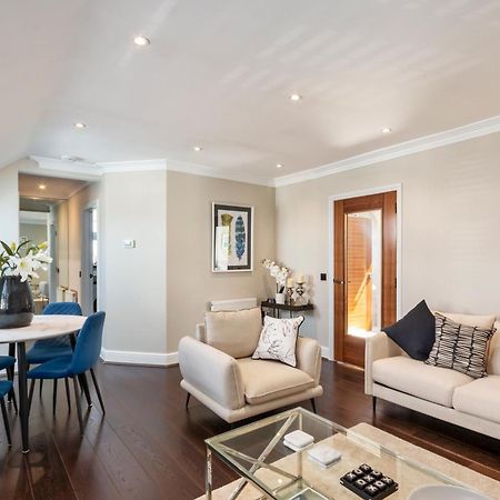 Weybridge - 2 Bed - Parking Apartment Exterior foto